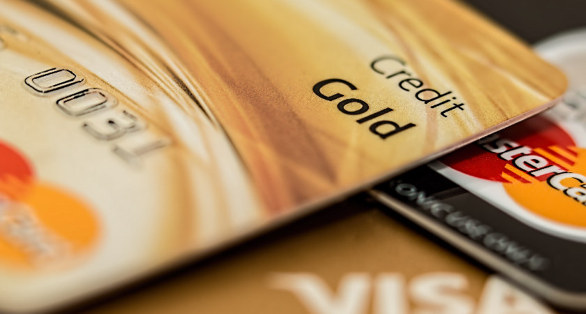 rút tiền thẻ tín dụng là gì